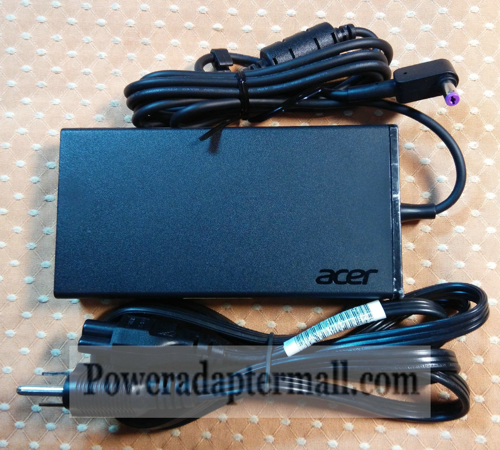 Original 135W 19V Acer Aspire V17 Nitro VN7-792G-78VL AC Adapter Original 135W 19V Acer Aspire V17 Nitro VN7-792G-78VL AC Adapter